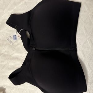 Lululemon Athletica Black Sports Bra  "enlite bra, zip front"   38DD
